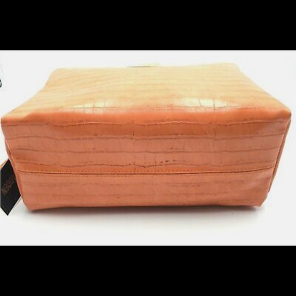 ❤️”Sale”Nwt gorgeous orange croc print double zip cosmetic bag!! - Picture 3 of 8